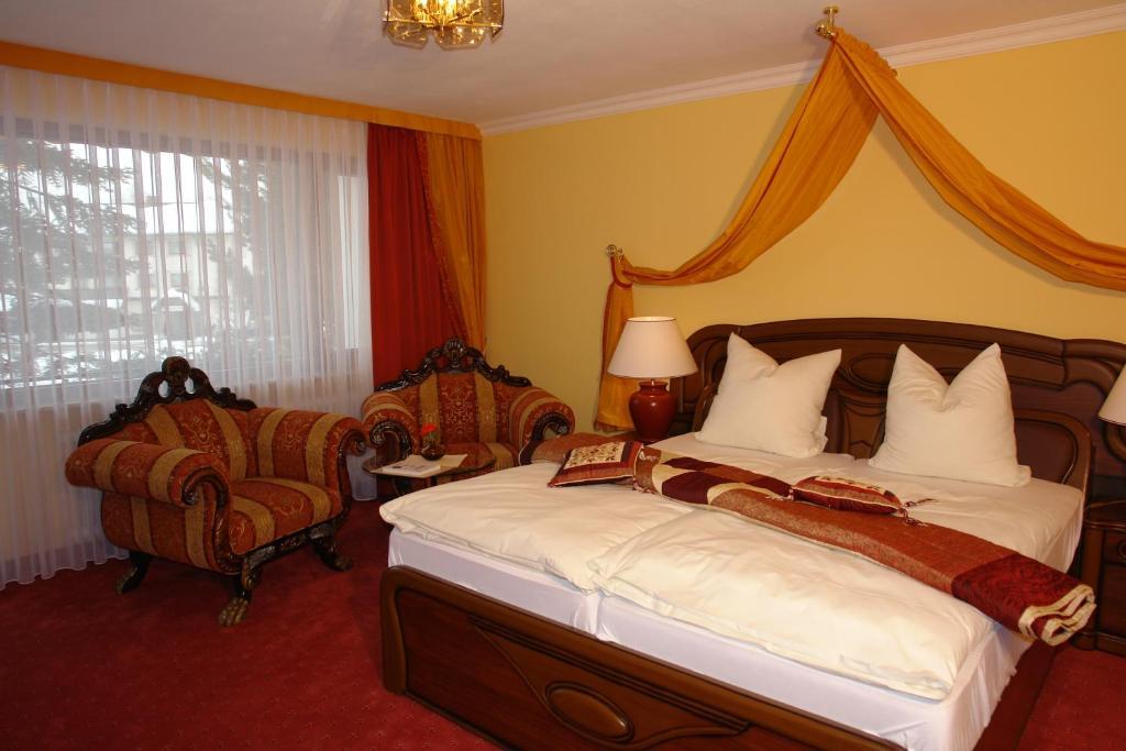 Ferienhotel Oedenhof Mitteltal Bilik gambar